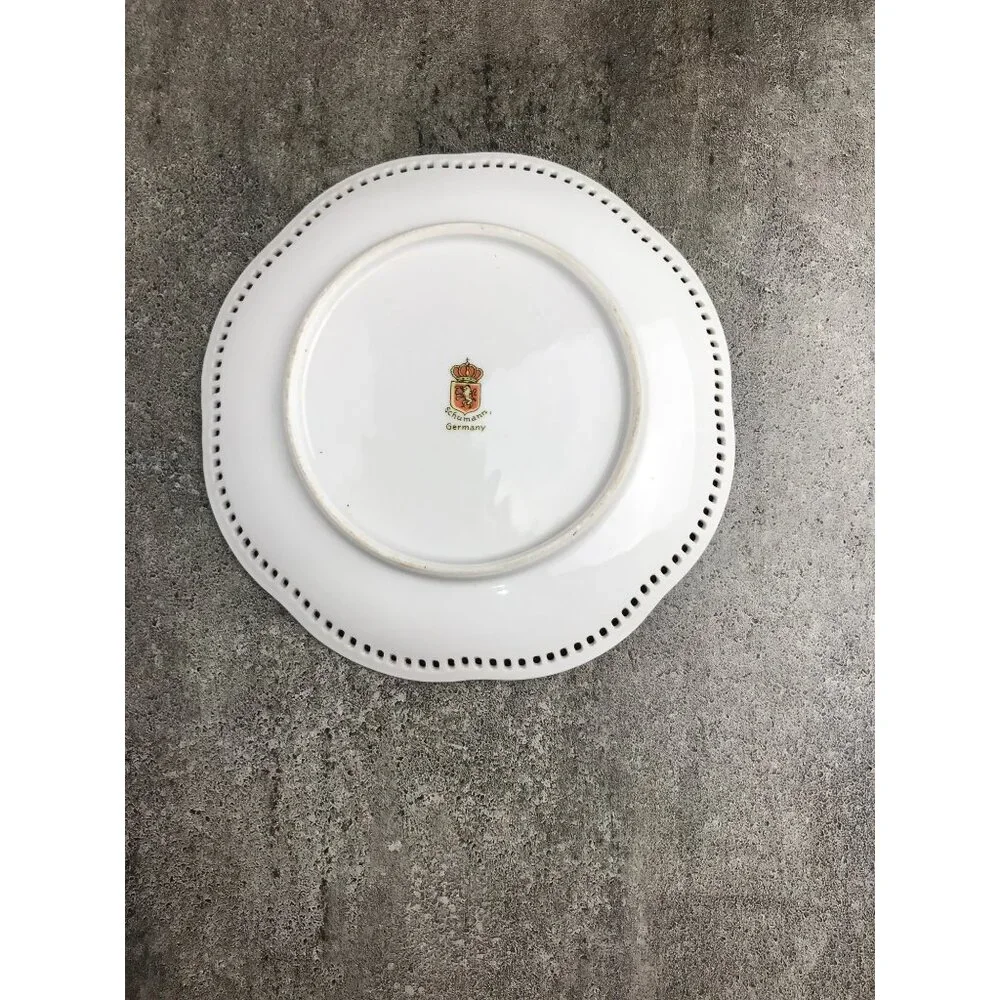 Vintage Schumann Arzberg Germany Porcelain Dish Scalloped Gold Trim Man/Woman - Picture 2 of 8